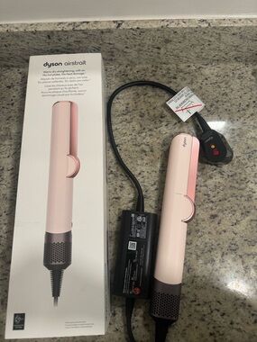 Dyson Airwrap/ Airstrait Pink Hair Styler